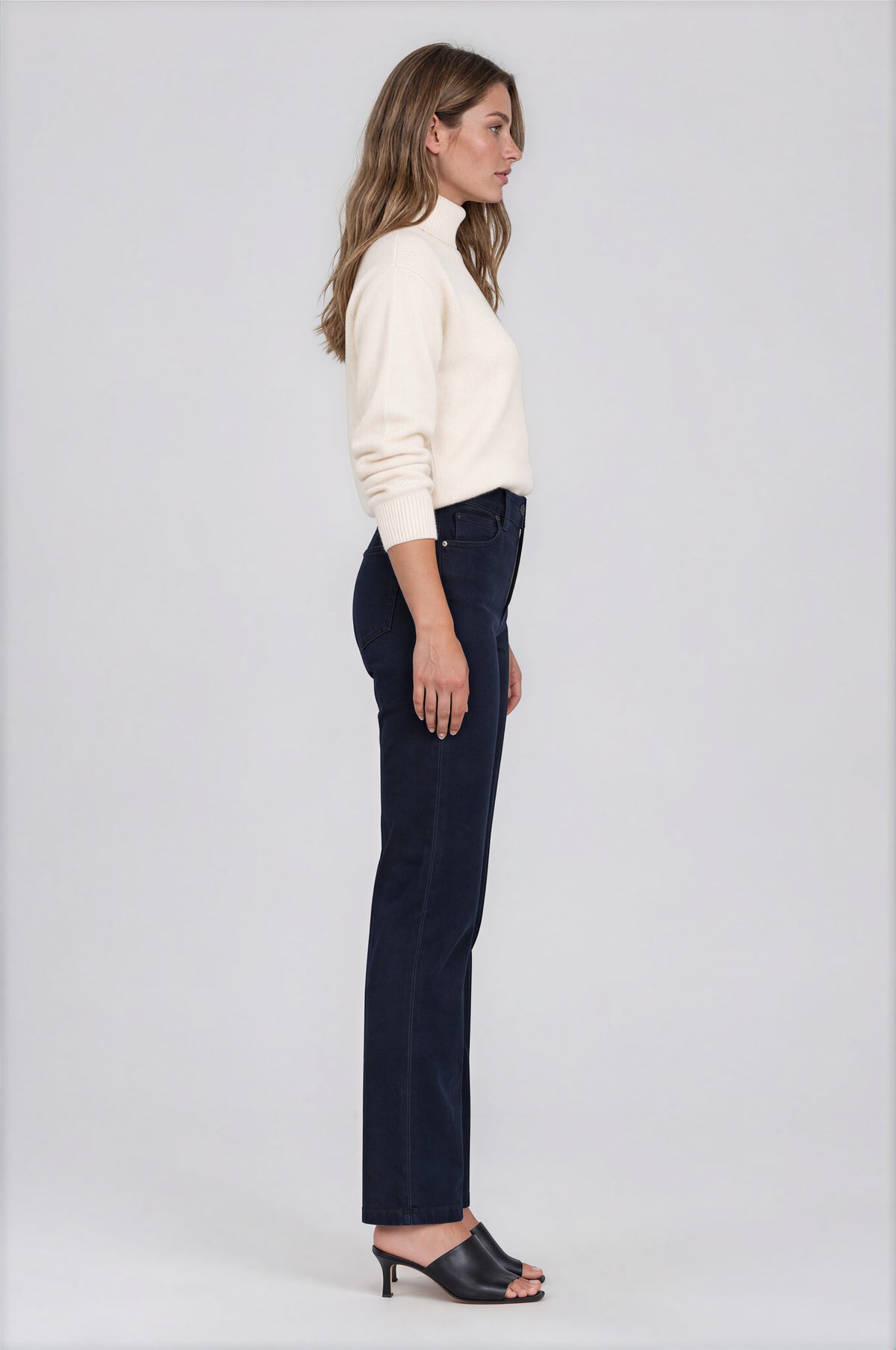 5-Pocket Straight Leg Corduroy Pant in Charcoal Blue | Carreli Jeans®