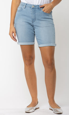 Angela Fit Premium Short