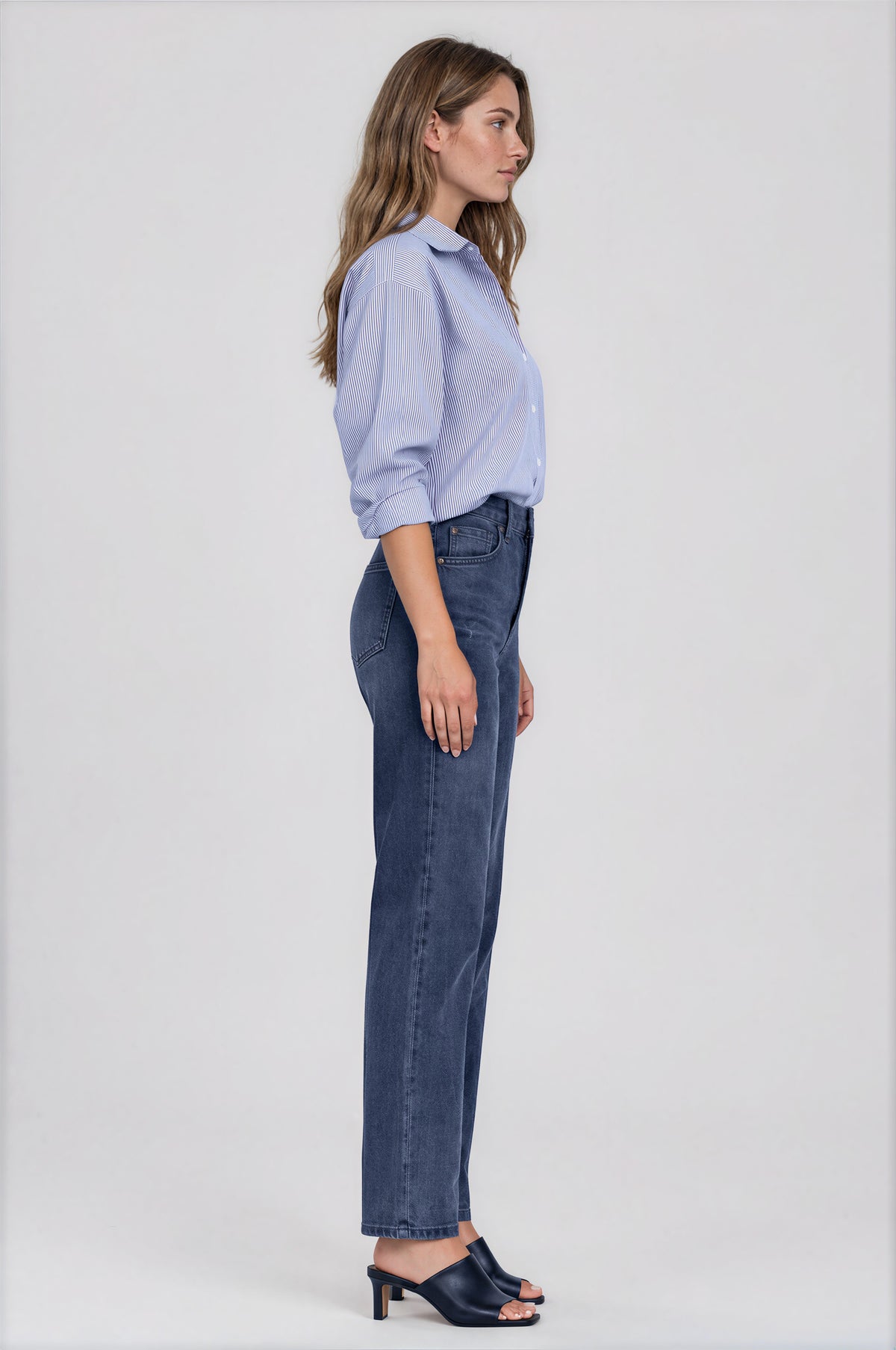 5-Pocket Straight Leg Corduroy Pant in Azure Blue | Carreli Jeans®
