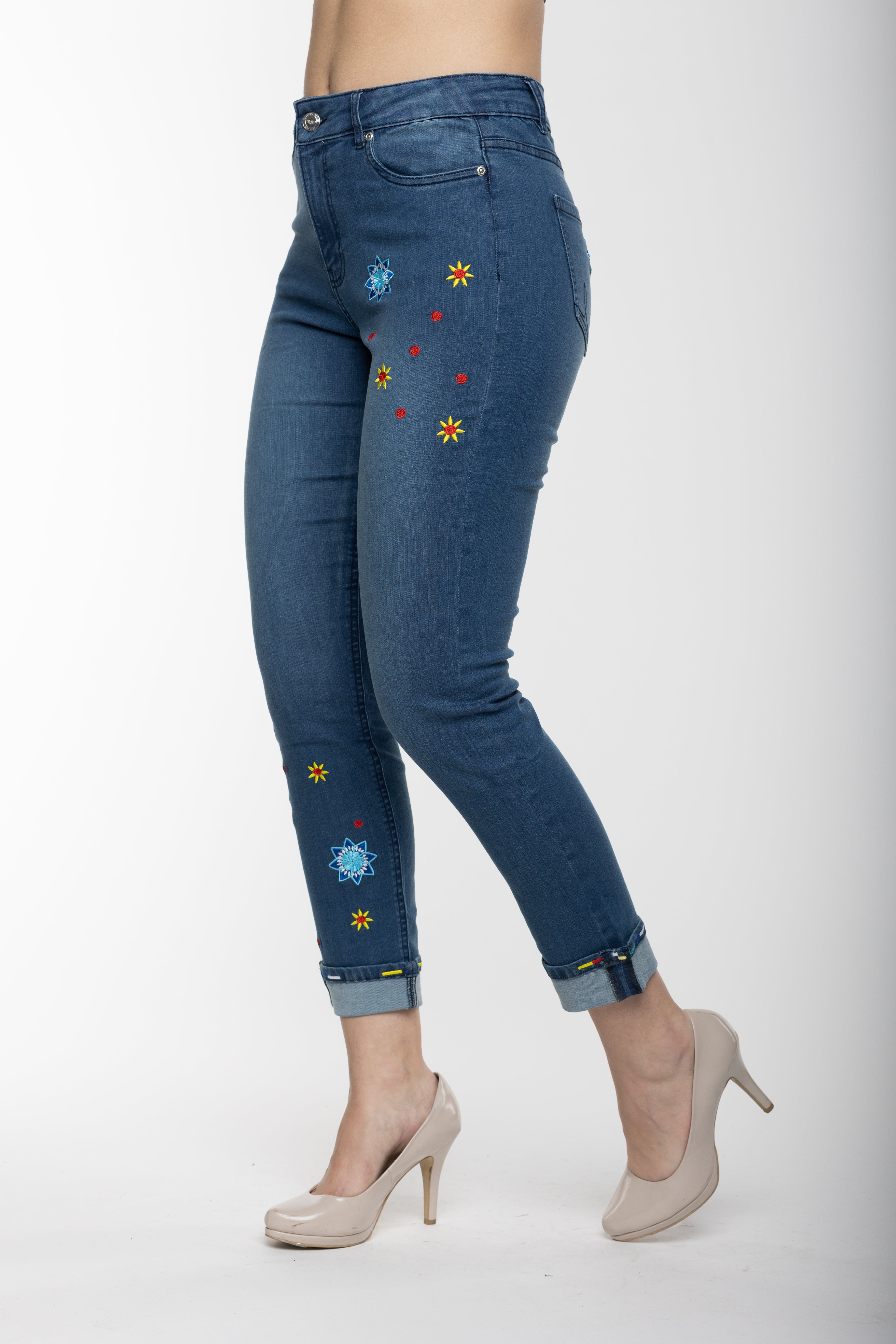 Carreli Jeans® | Angela Fit Boyfriend with Embroideries in Blue Stone Wash