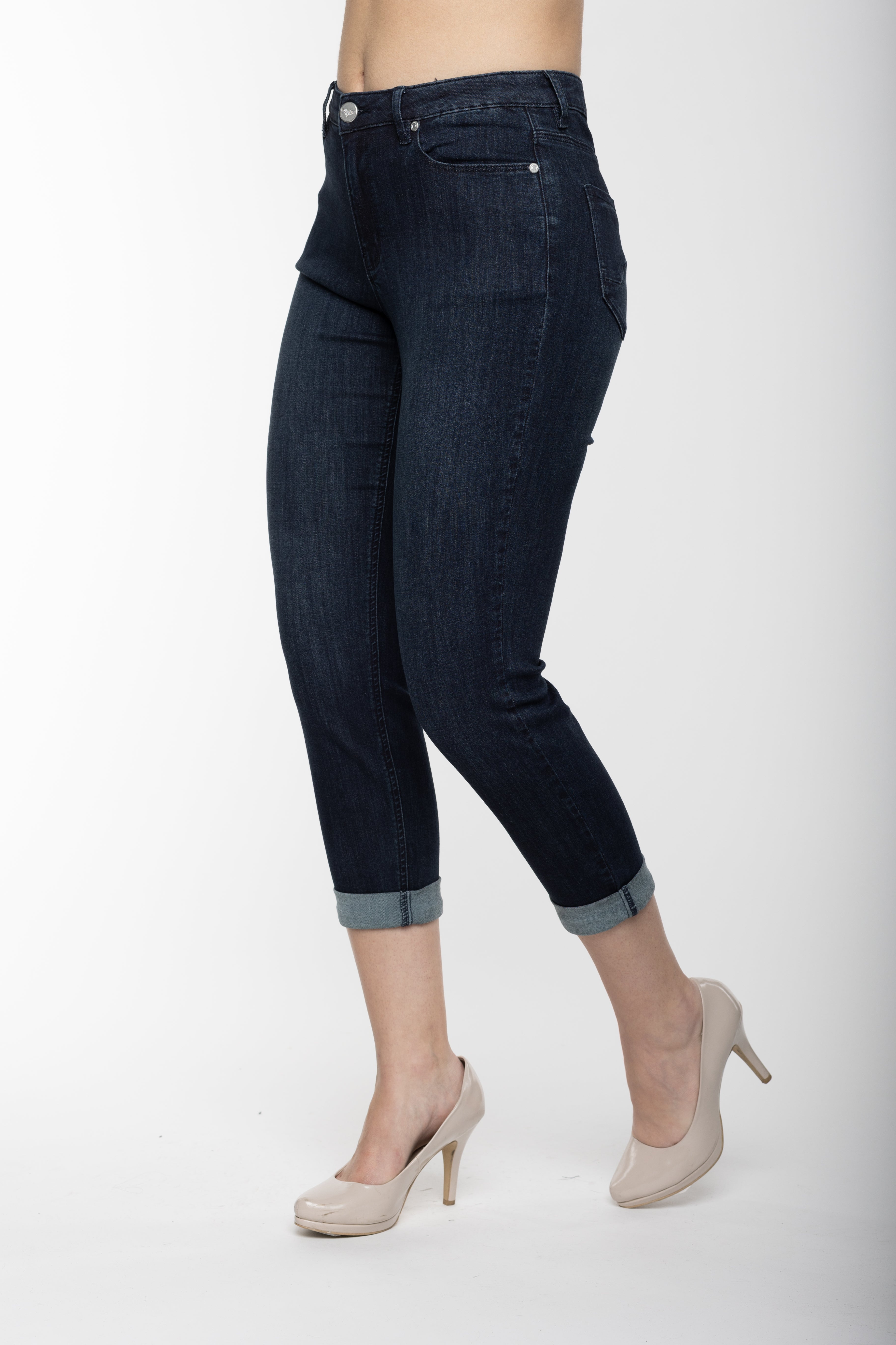 Carreli Jeans® | Premium Angela Fit Boyfriend fit in Blasted Rinse Wash